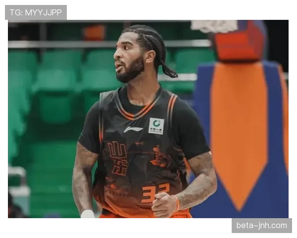 克里斯手指骨折接近复出 山东外援调整进入关键期