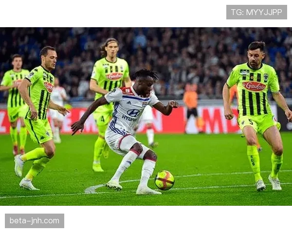 巴黎FC主场控球战术失效，进攻终结能力不足导致失利